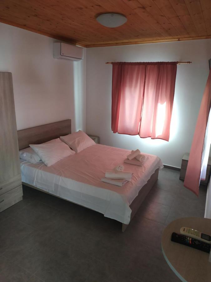 Agelikis' Apartments Nea Kallikrateia Exteriér fotografie